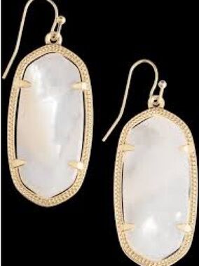 Kendra Scott Elli Gold Ivory Mother of Pearl Drop Earrings EUC
